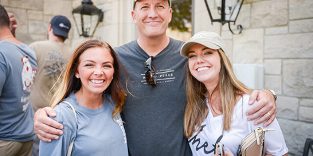 Family Photo 560X353 image