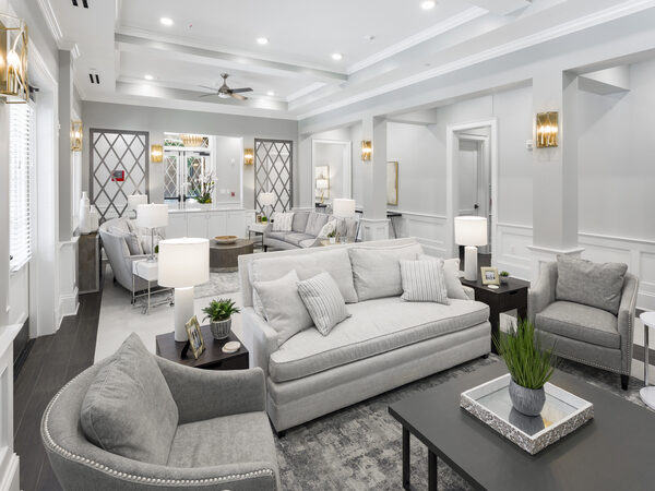 Photo Gallery Image #8